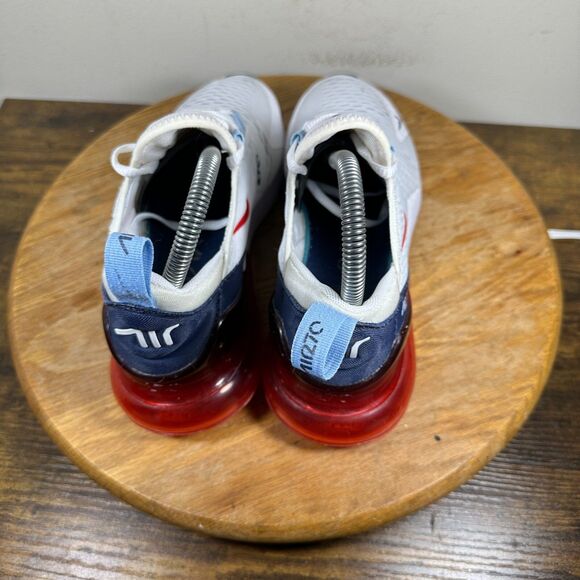 Athletic_Shoes